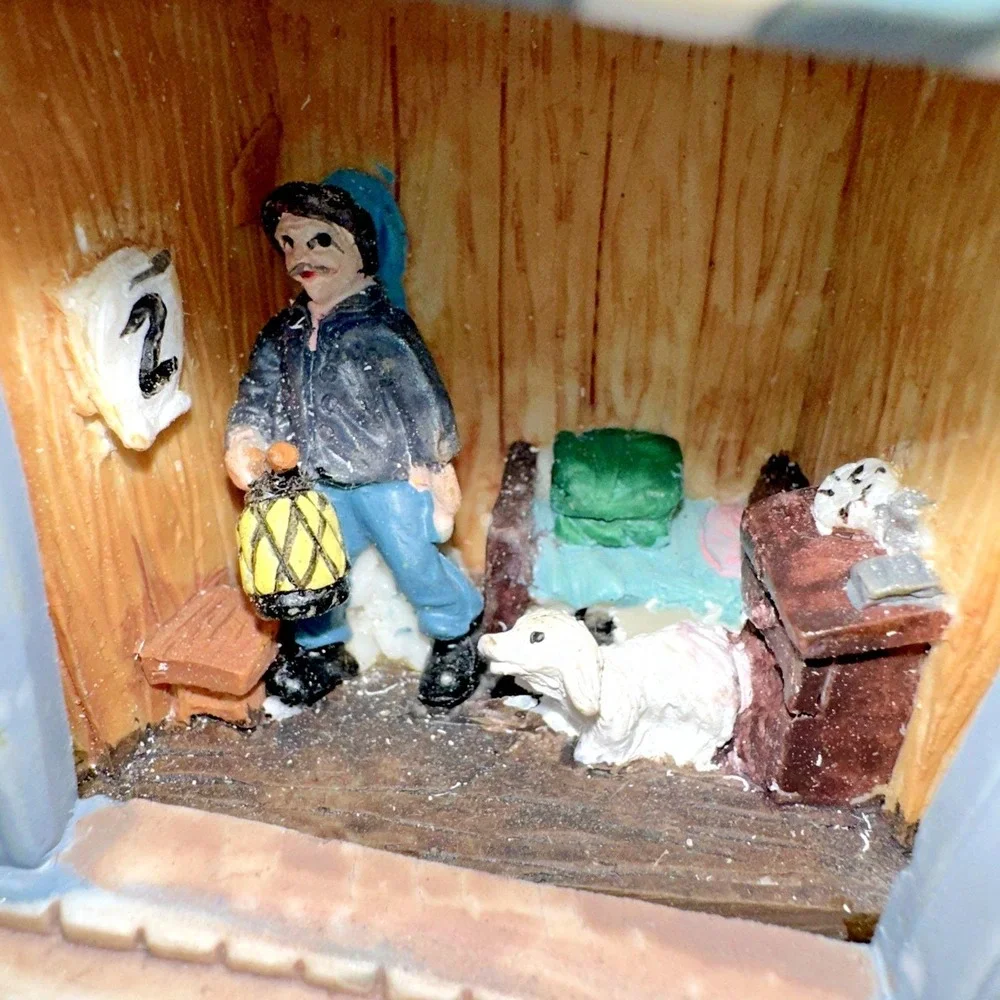 VTG Christmas Town Square Collectibles Long Island Lighthouse Village